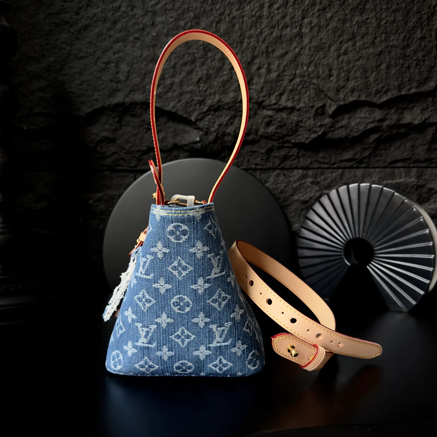 Women's Classic Handbags LOUIS VUITTON 17498631