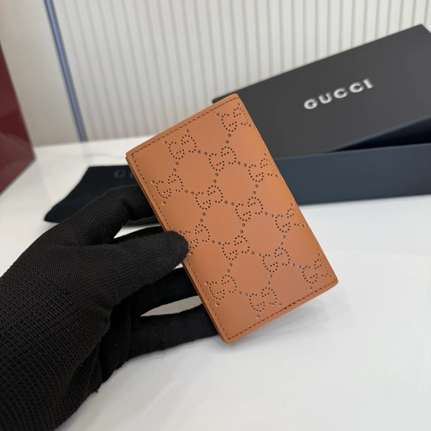 Women's Clutches GUCCI 17948260