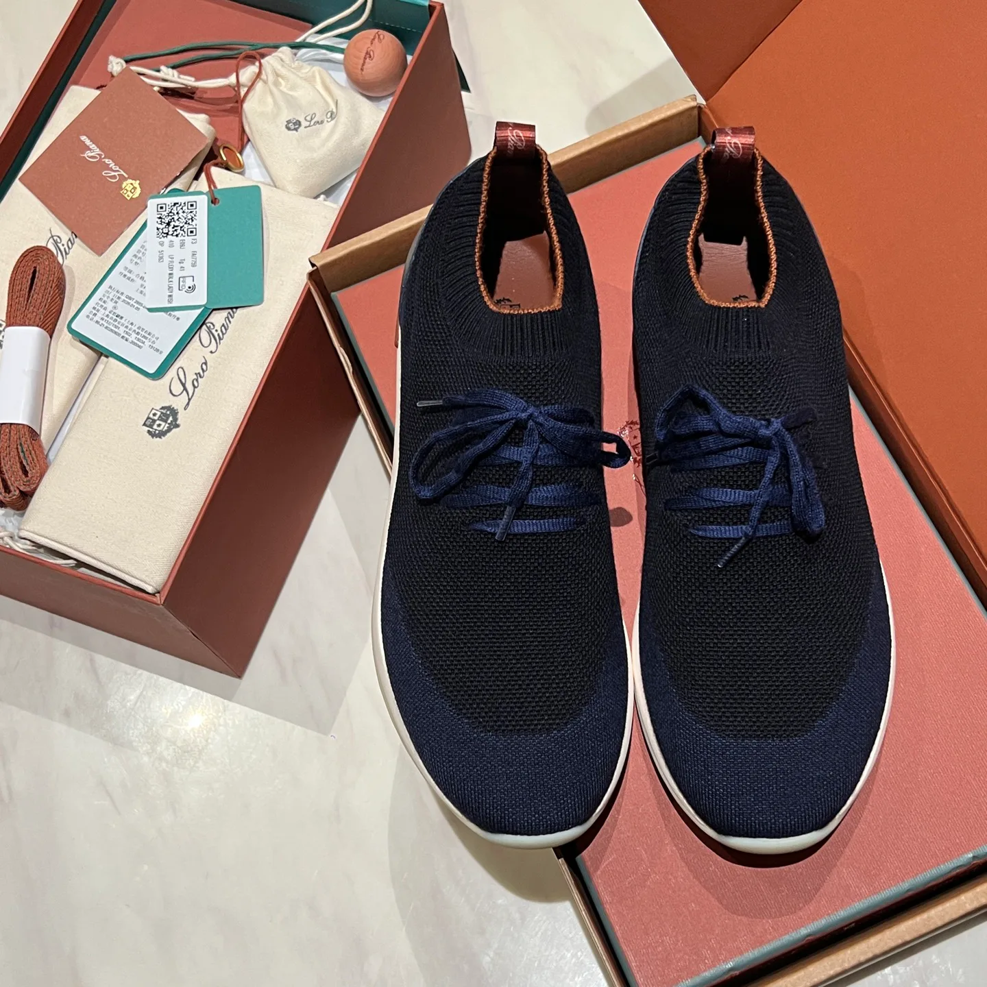 Men's Sneakers LORO PIANA 18194124