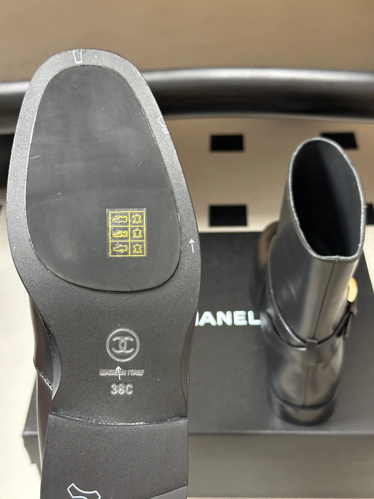 Women's Boots CHANEL 18048831