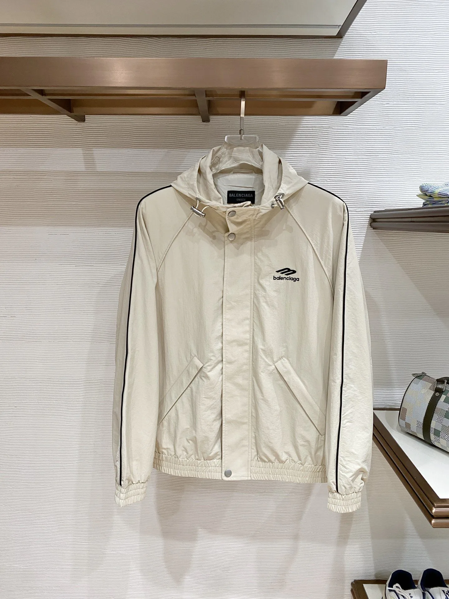 Men's Jackets And Down Jackets BALENCIAGA 18140254