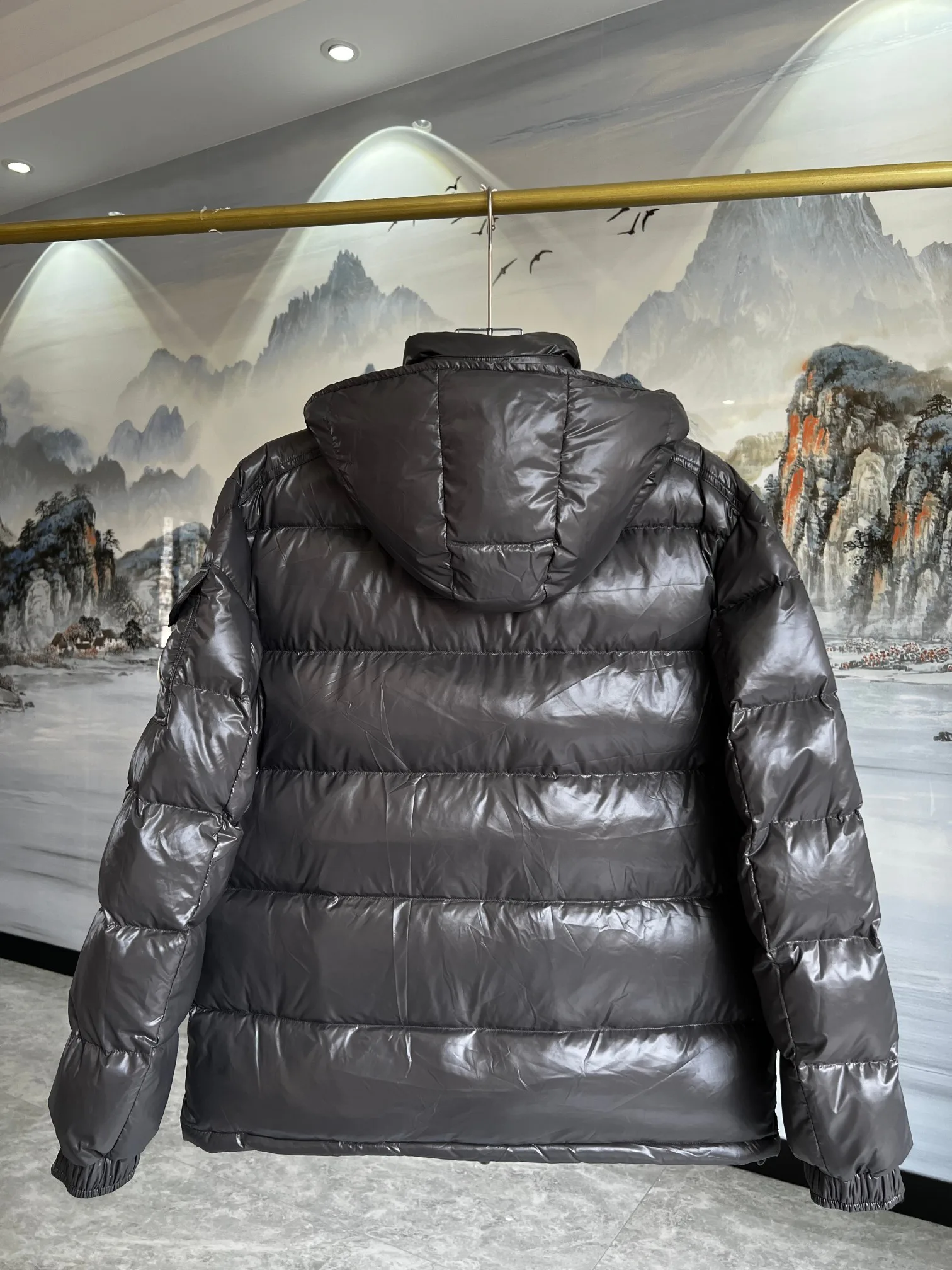 Women's Jackets And Down Jackets MONCLER 18415682