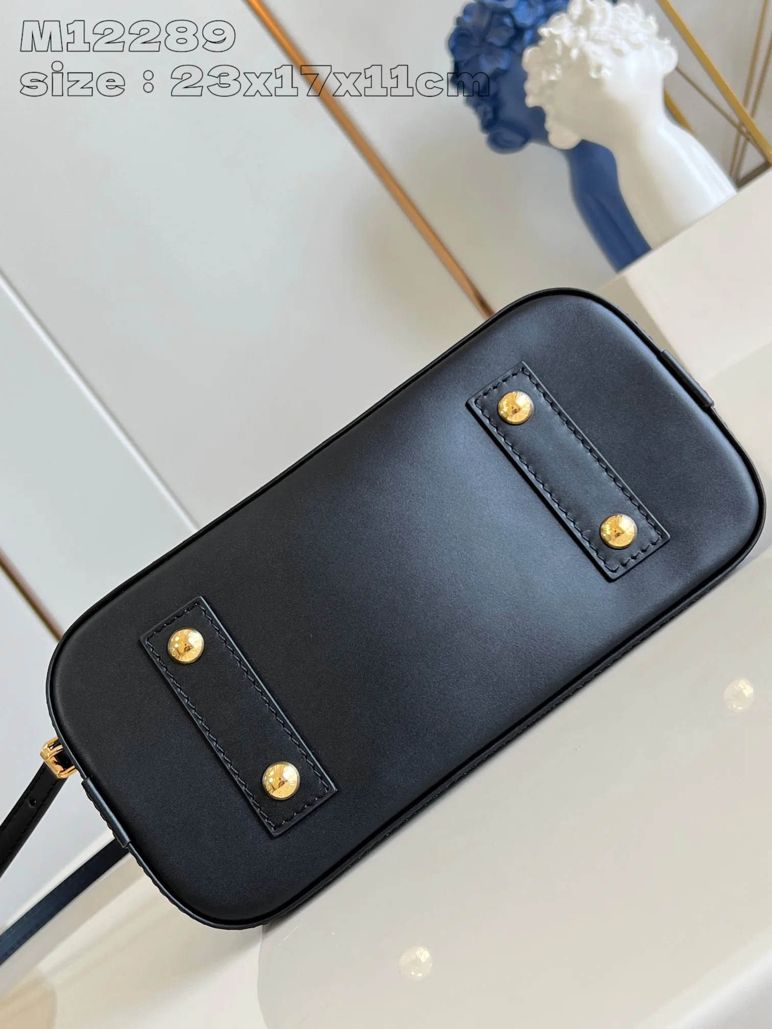 Women's Classic Handbags LOUIS VUITTON 18227598