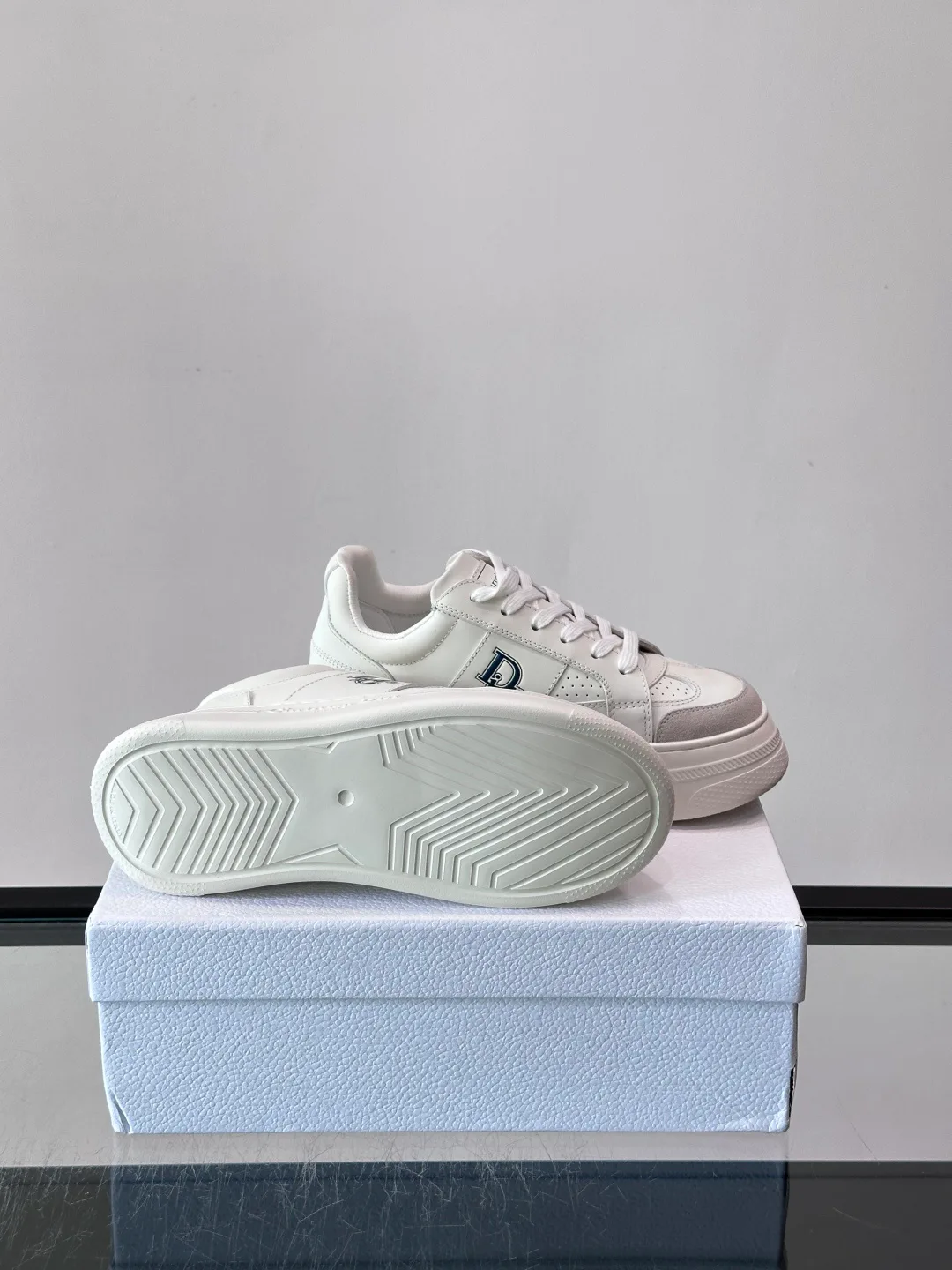 Women's Sneakers CHRISTIAN DIOR 17853199