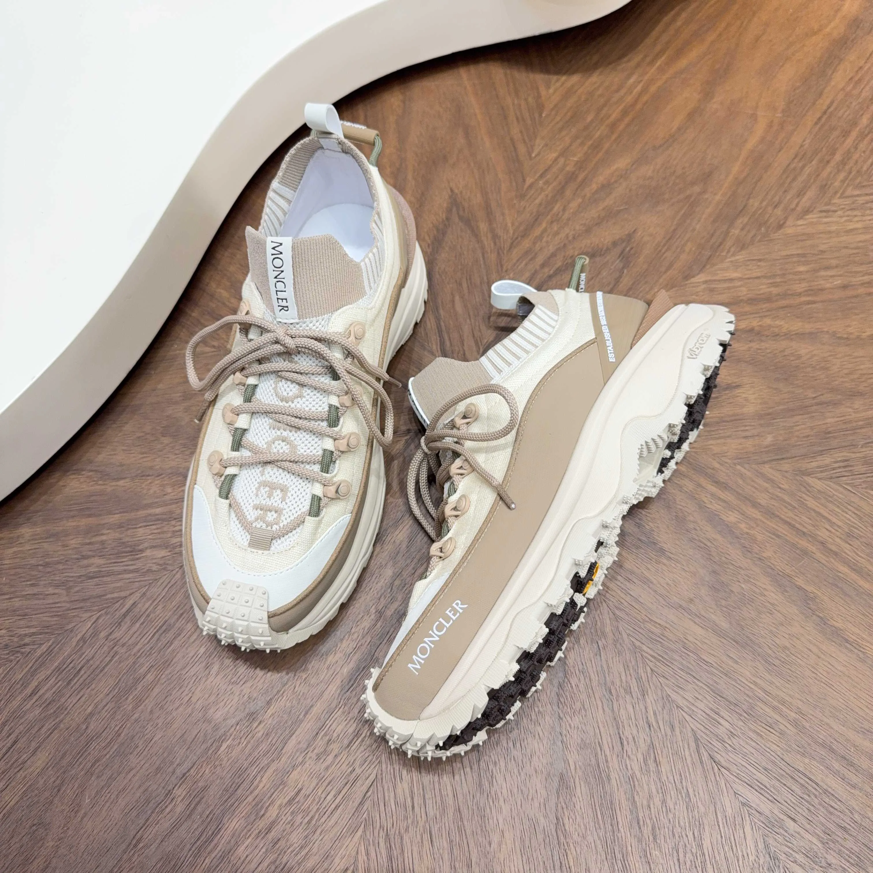 Women's Sneakers MONCLER 18116735