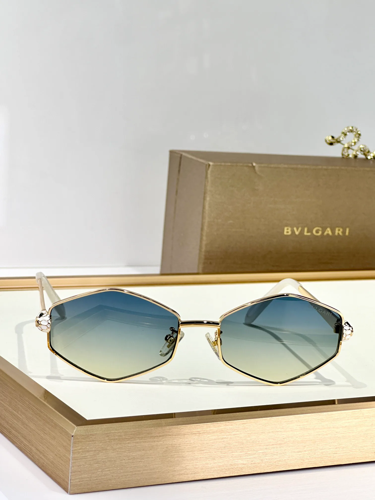 Glasses BVLGARI 18060286