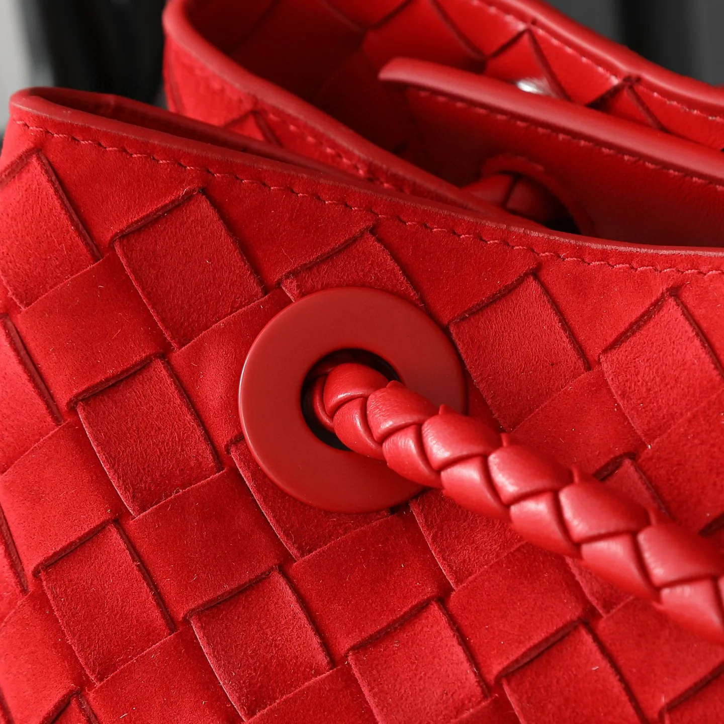 Классические Сумки Женские Bottega Veneta 18668708