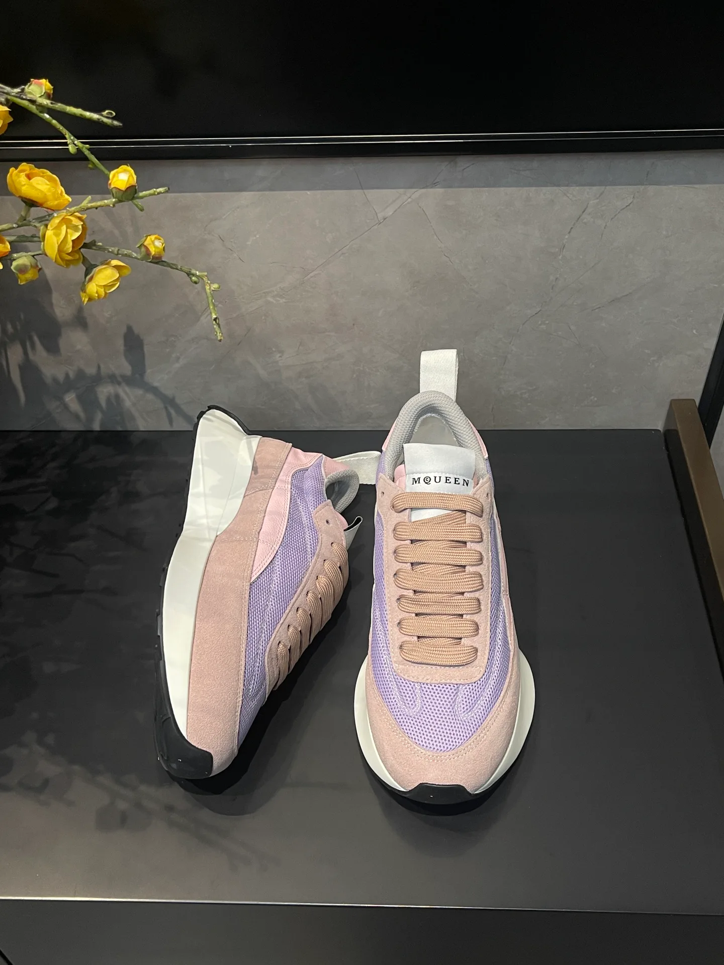 Women's Sneakers ALEXANDER MCQUEEN 18465078