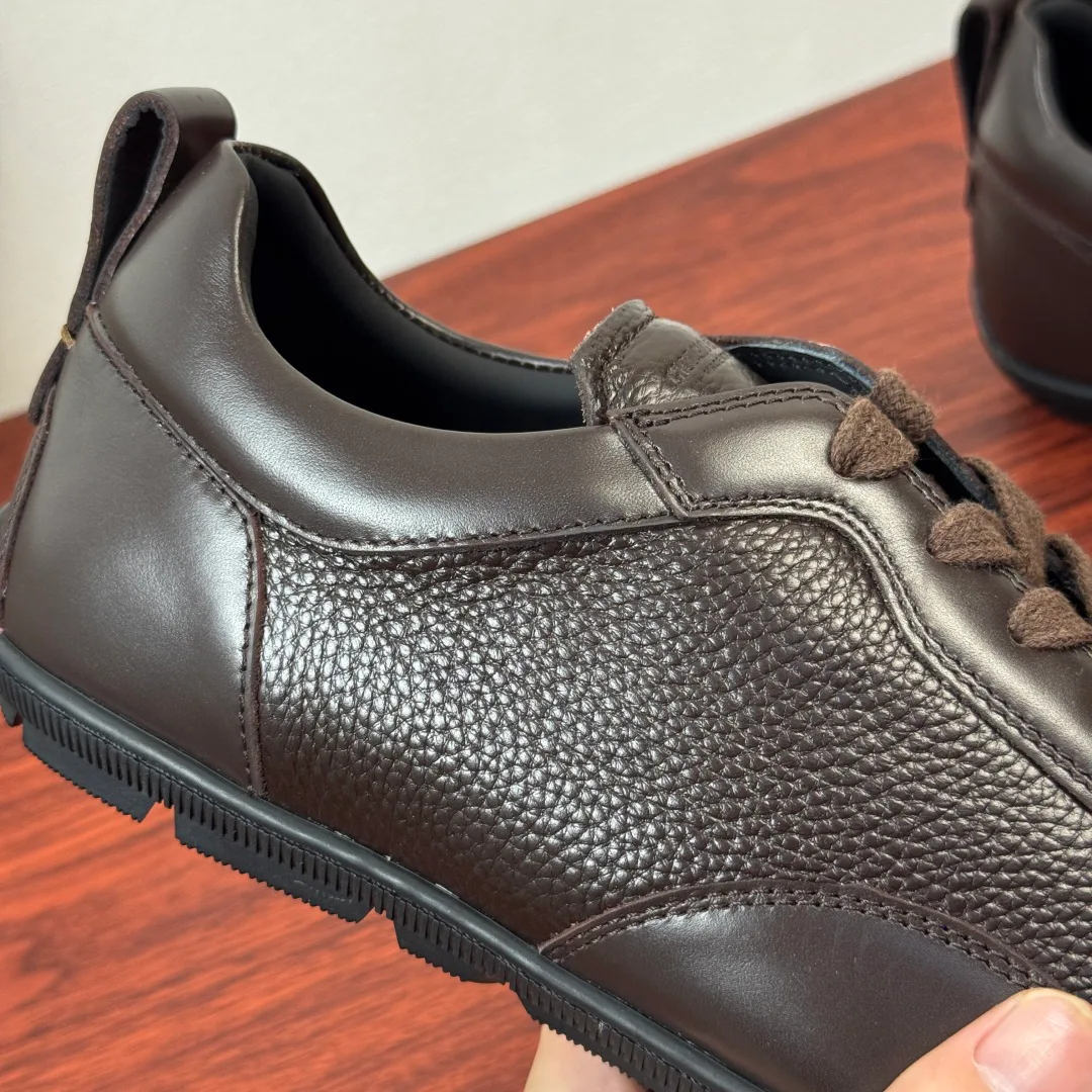 Men's Sneakers ARMANI 18119047