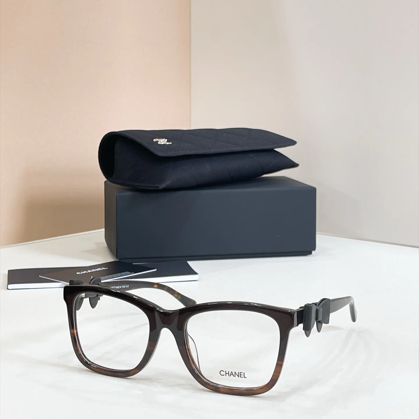 Glasses CHANEL 17949236