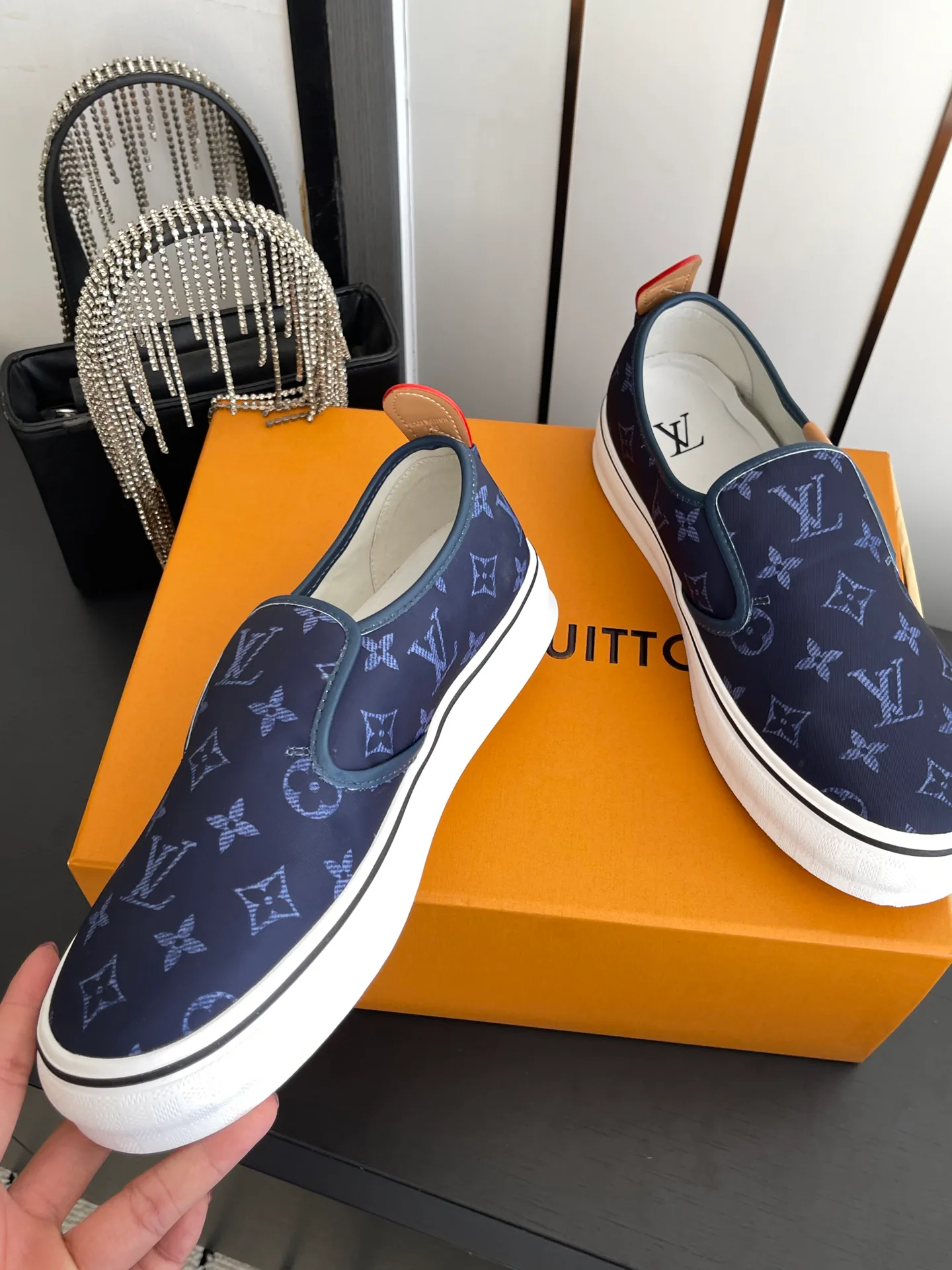 Men's Sneakers LOUIS VUITTON 17908528