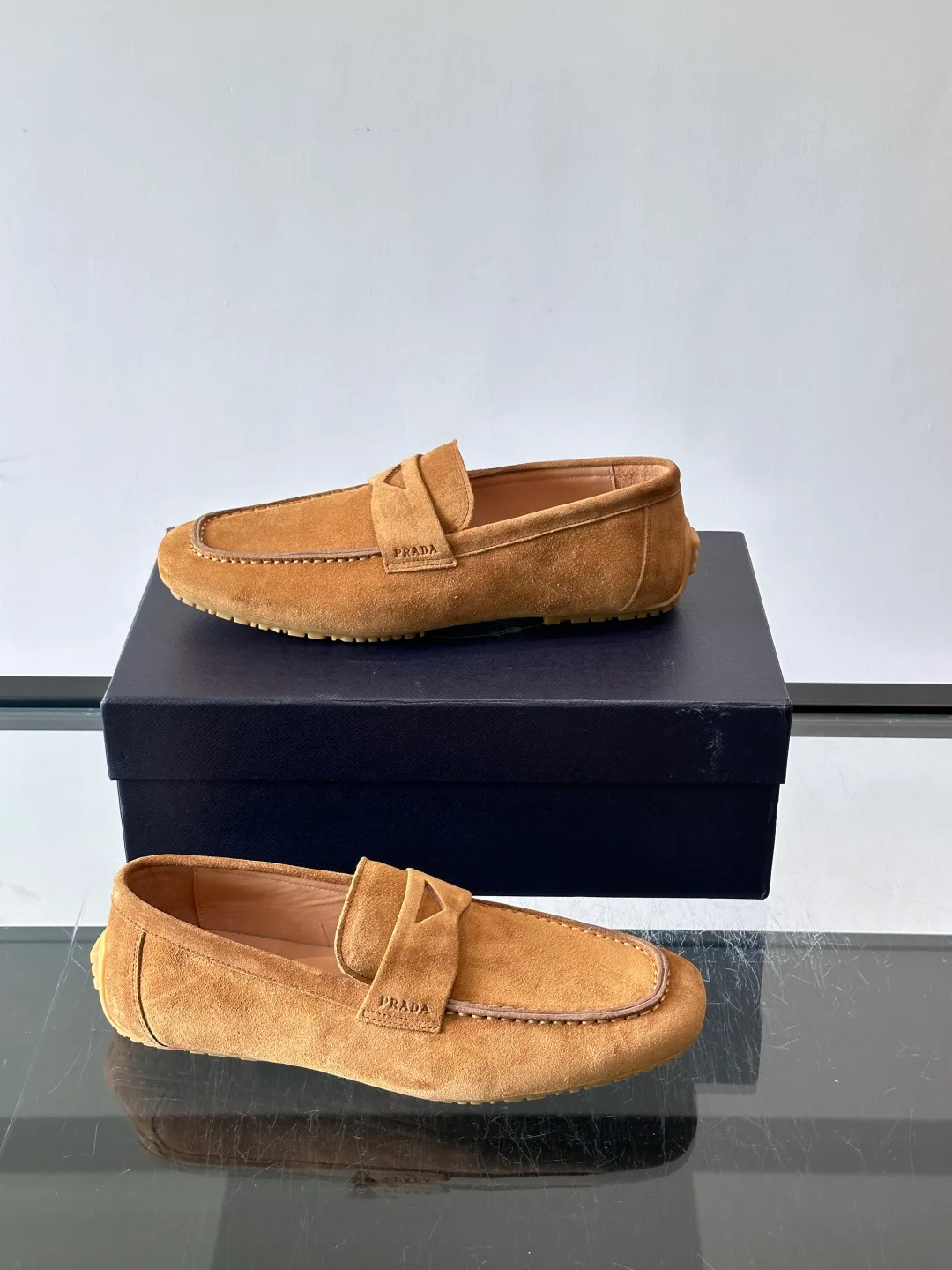 Men's Loafers And Dress Shoes PRADA 17447556