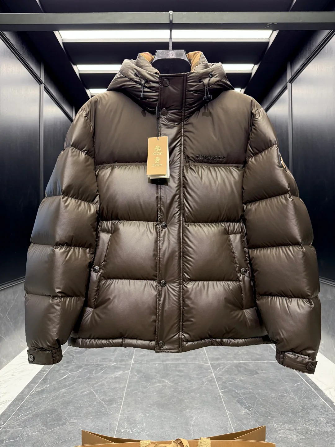 Men's Jackets And Down Jackets BURBERRY 18030051