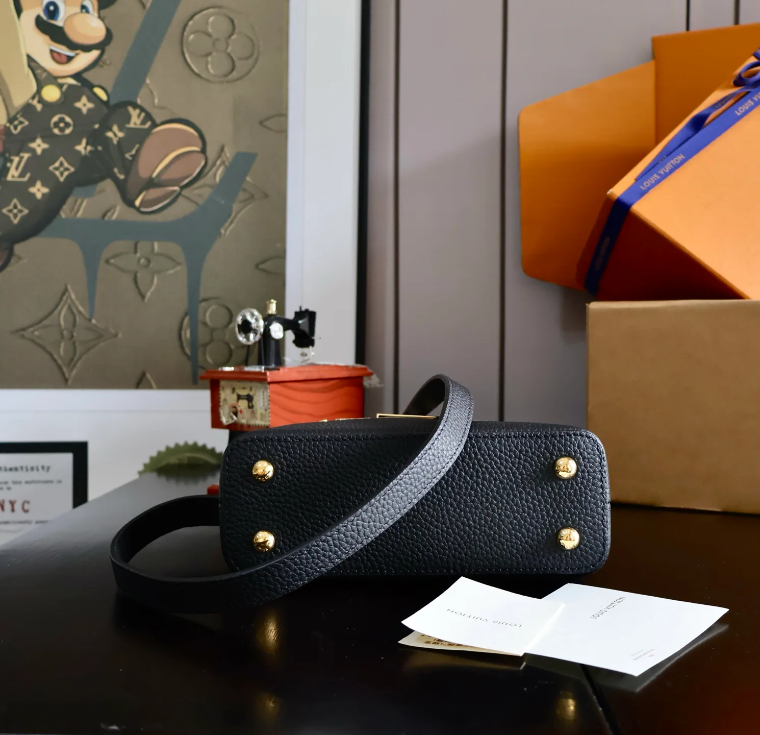 Women's Classic Handbags LOUIS VUITTON 18323043