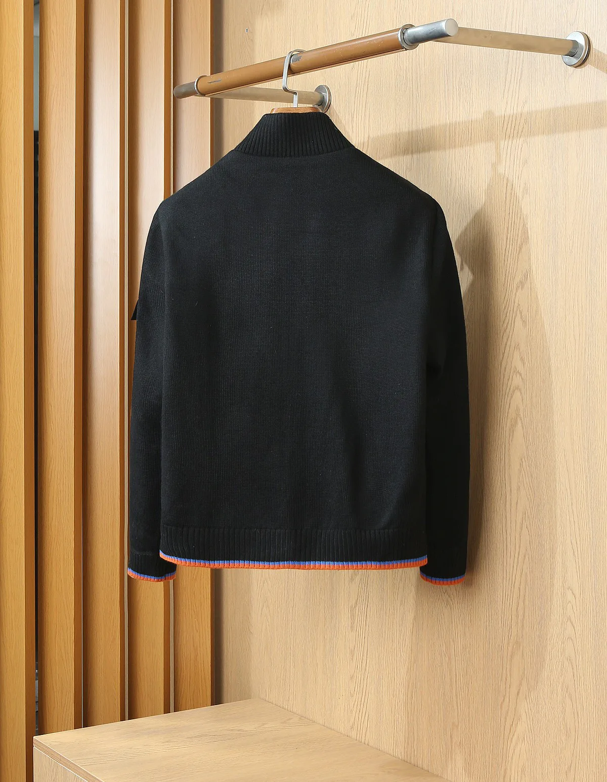 Men's Jackets And Down Jackets MONCLER 18345608