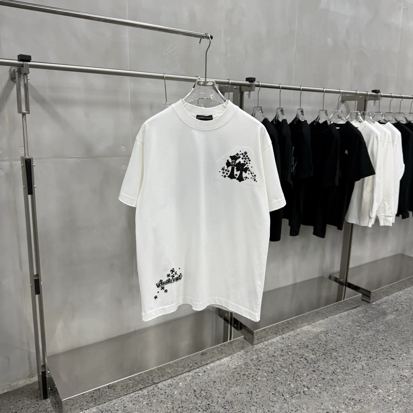 Men's T-Shirts CHROME HEARTS 17891737