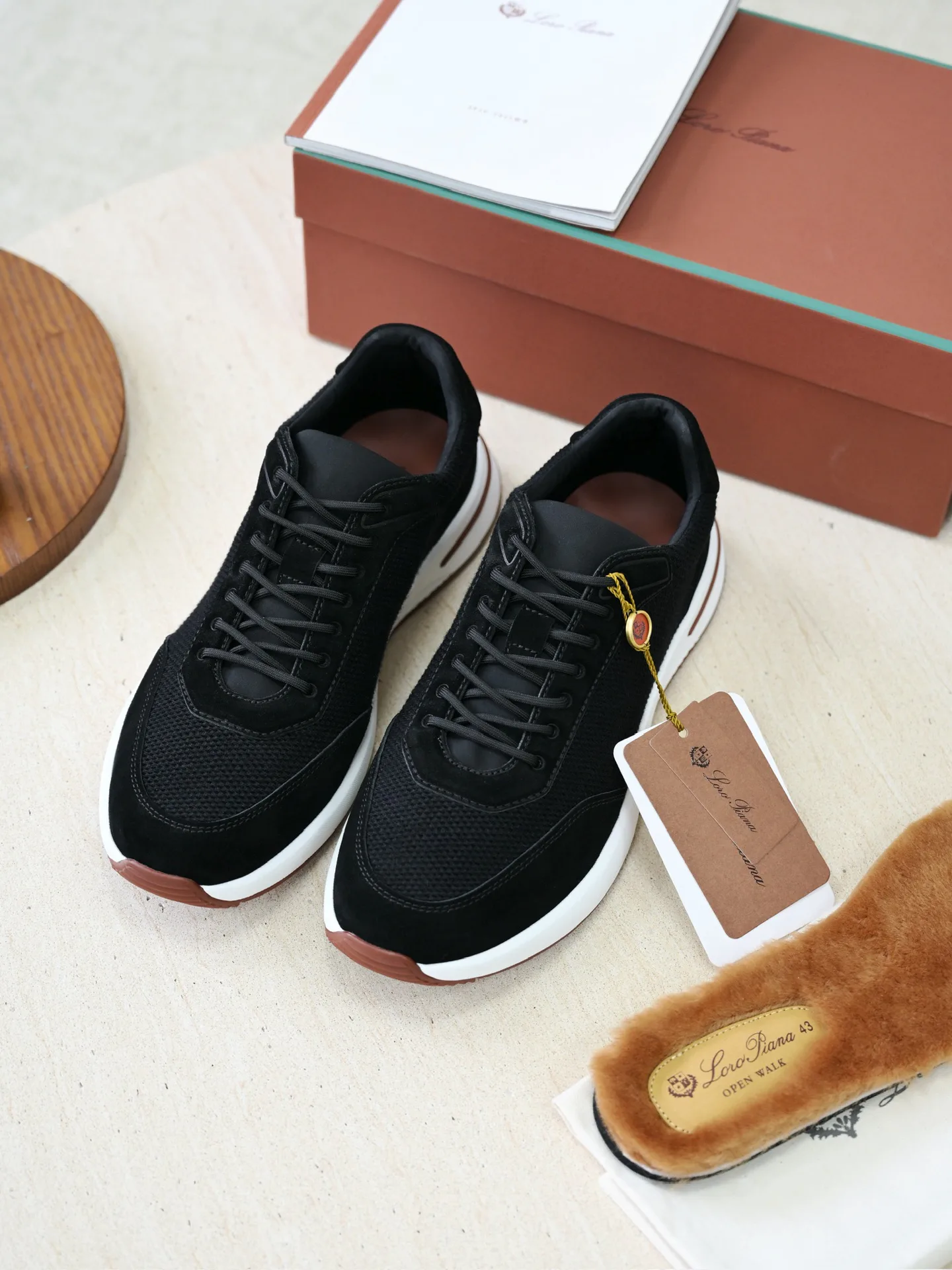 Men's Sneakers LORO PIANA 18382806