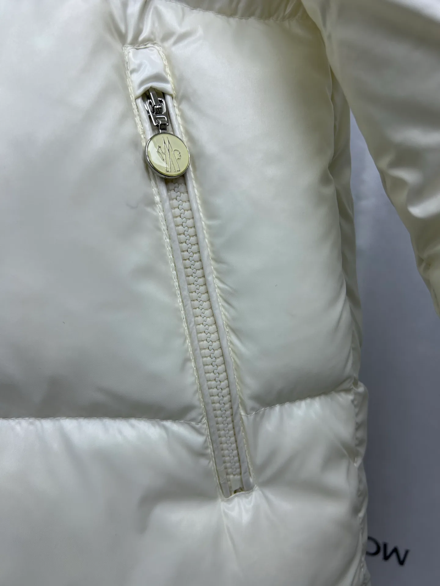 Women's Jackets And Down Jackets MONCLER 17964477