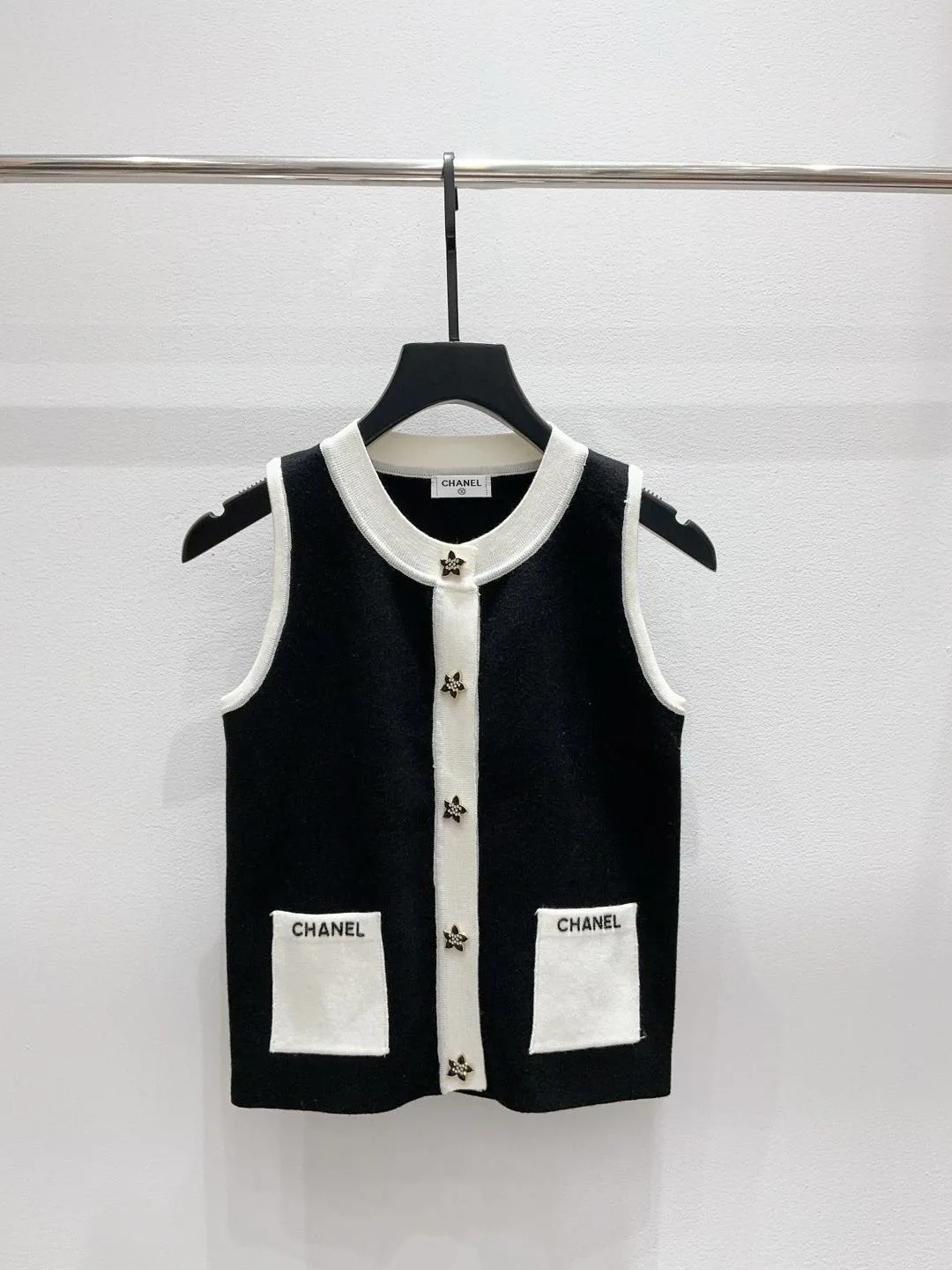 Women's Vests CHANEL 17737230