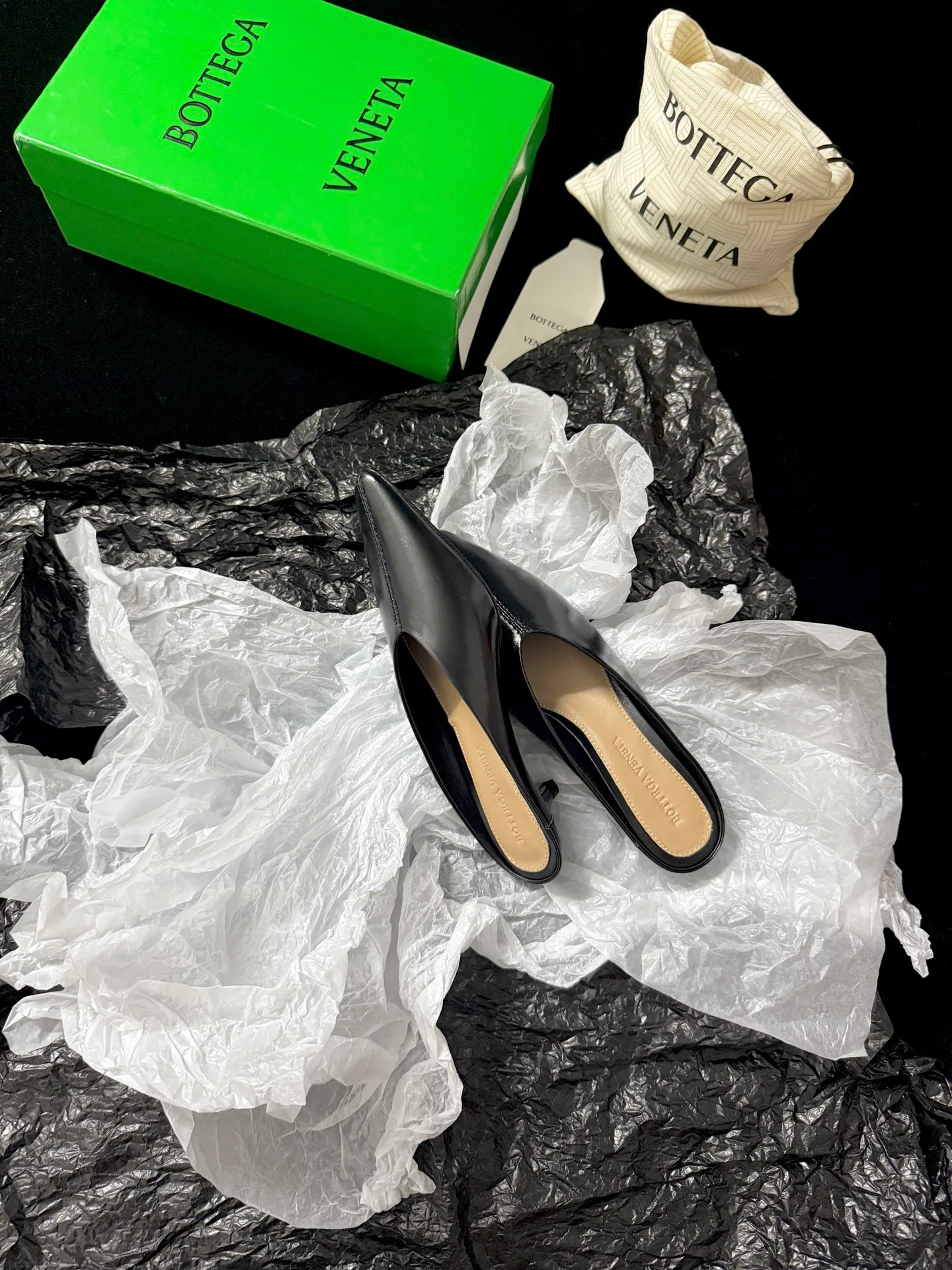 Women's Mules And Clogs BOTTEGA VENETA 17647661