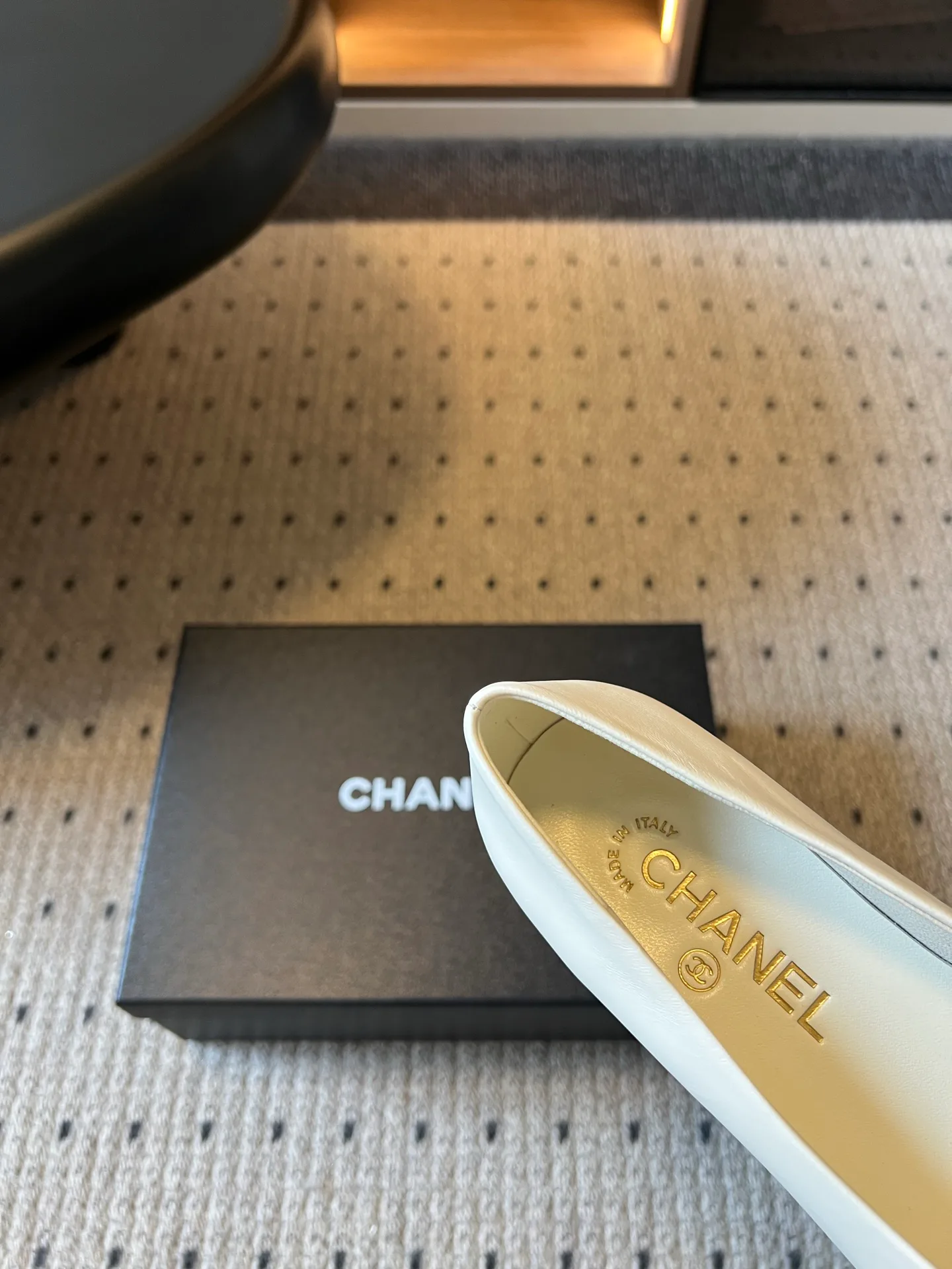 Women's Ballet Flats CHANEL 17801646