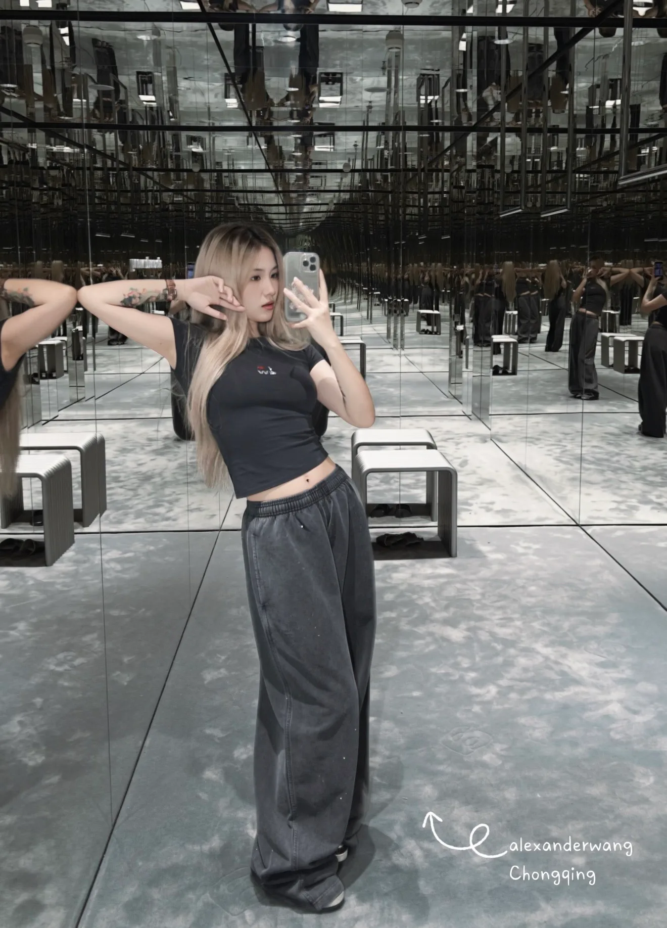 Women's T-Shirts ALEXANDER WANG 18113619