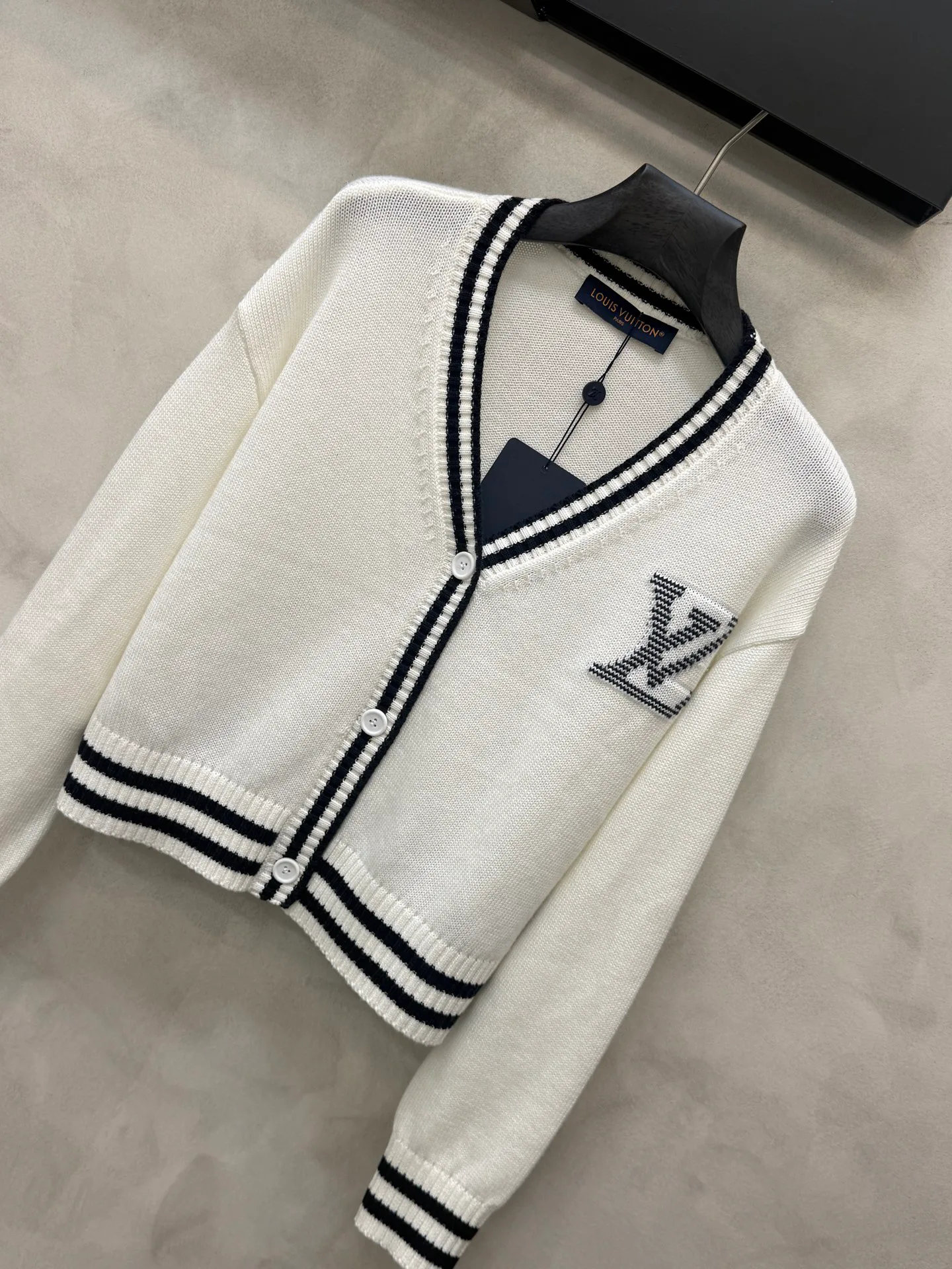 Women's Jumpers And Sweaters LOUIS VUITTON 18329764