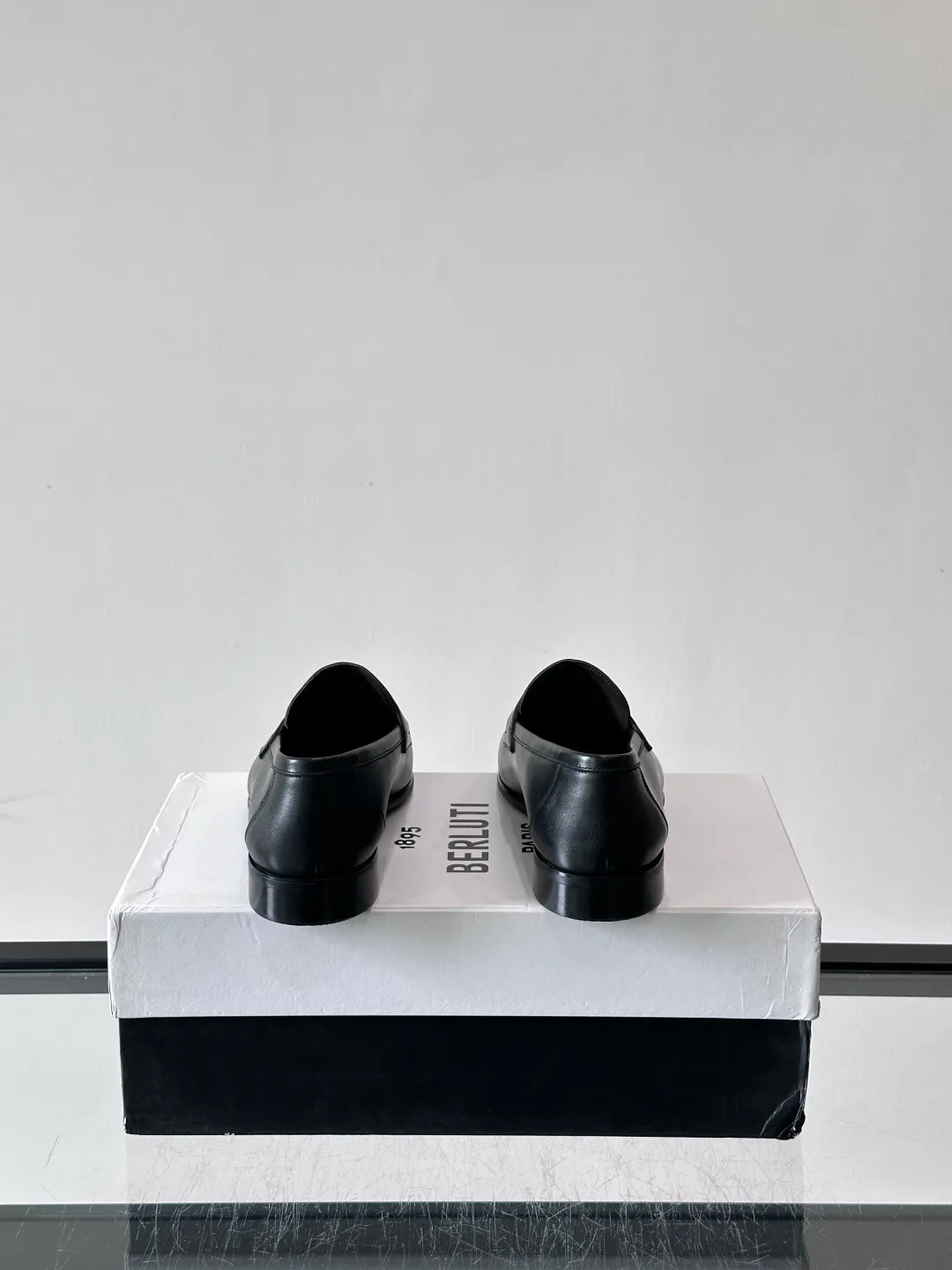 Men's Loafers And Dress Shoes BERLUTI 17982148