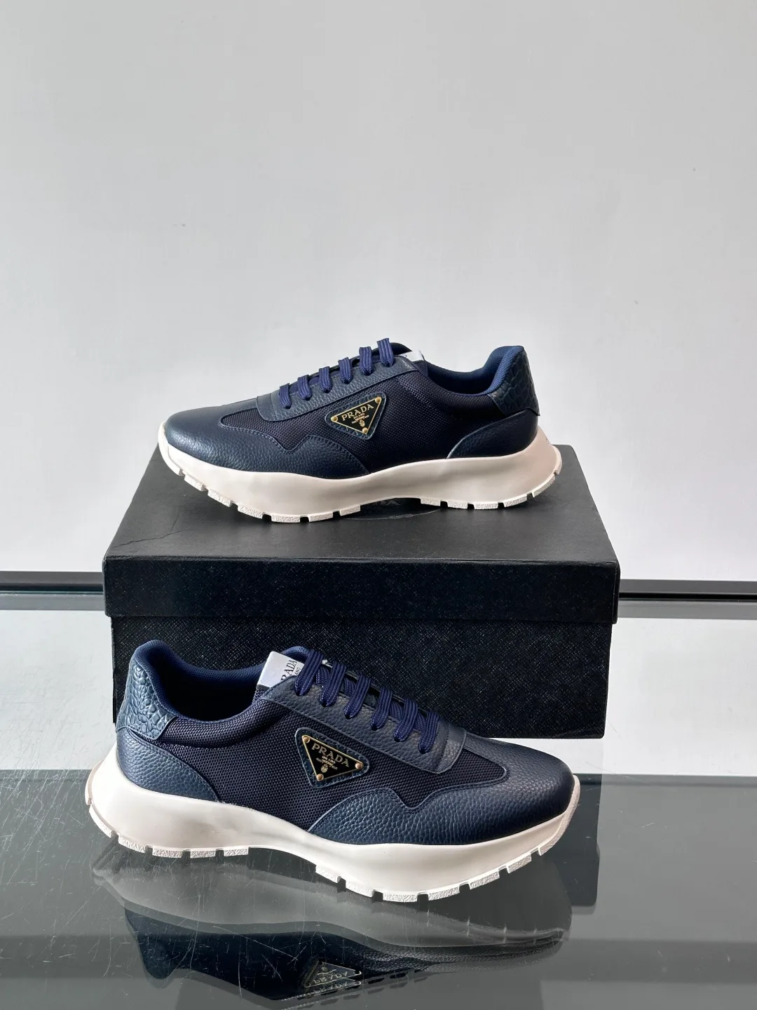 Men's Sneakers PRADA 18055726