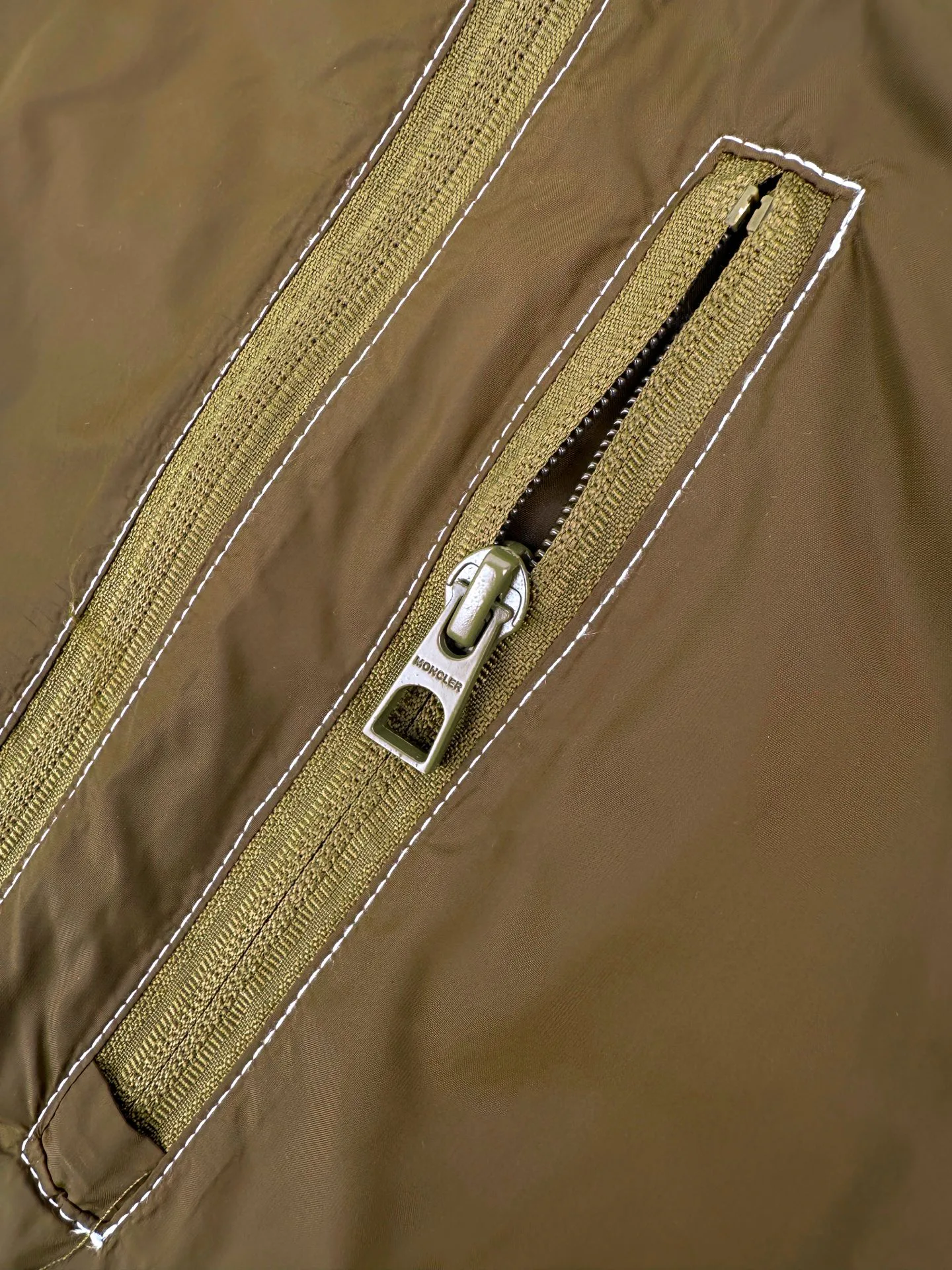 Men's Vests MONCLER 18331133
