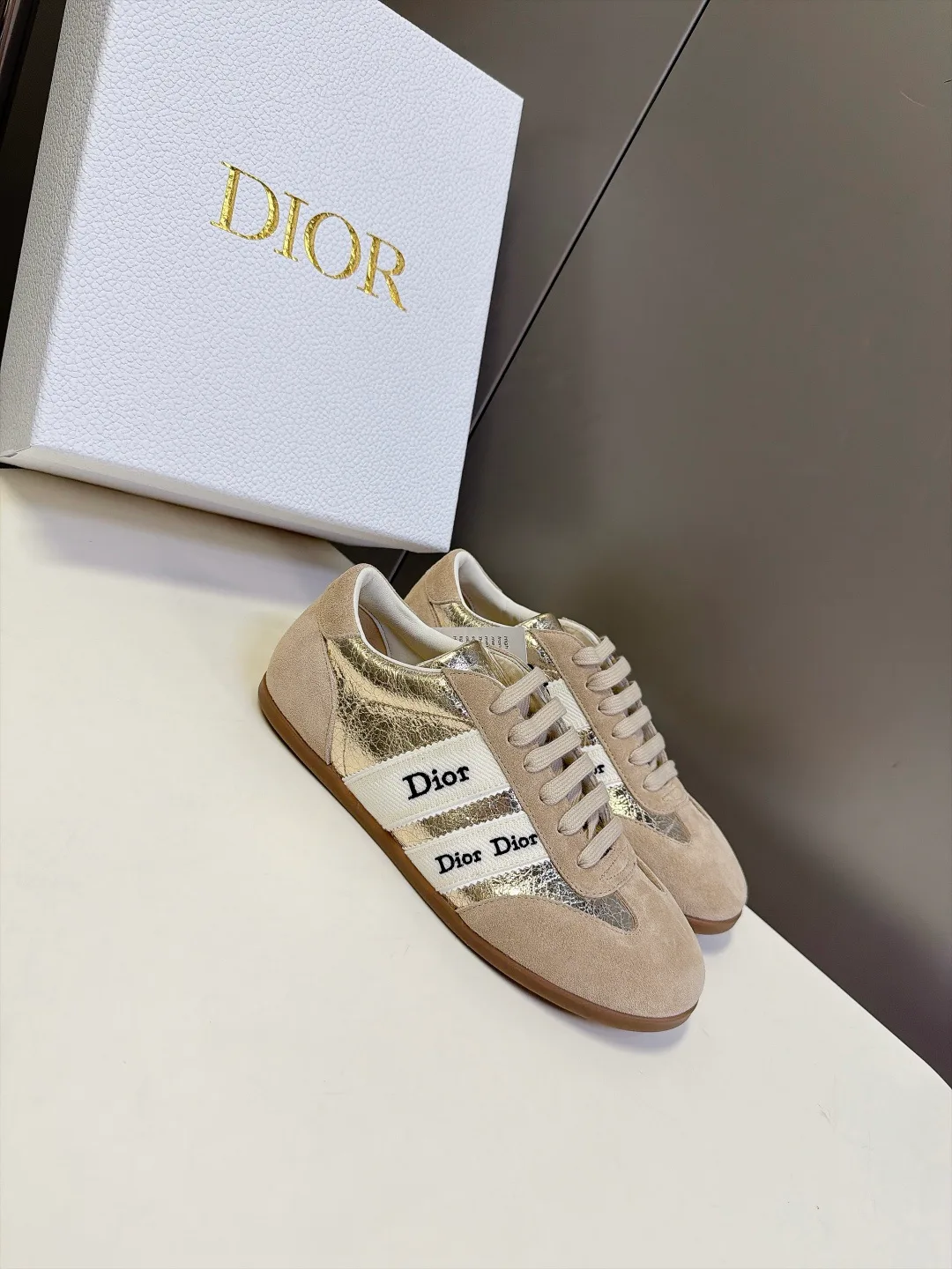 Women's Sneakers CHRISTIAN DIOR 18006137