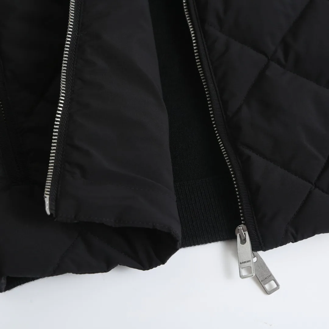 Women's Jackets And Down Jackets BURBERRY 18022617