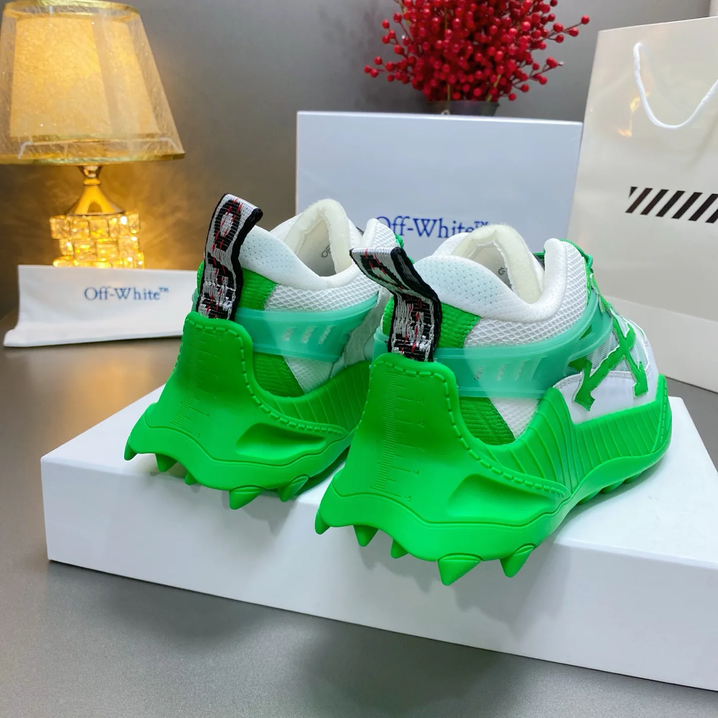 Women's Sneakers OFF-WHITE 17530537