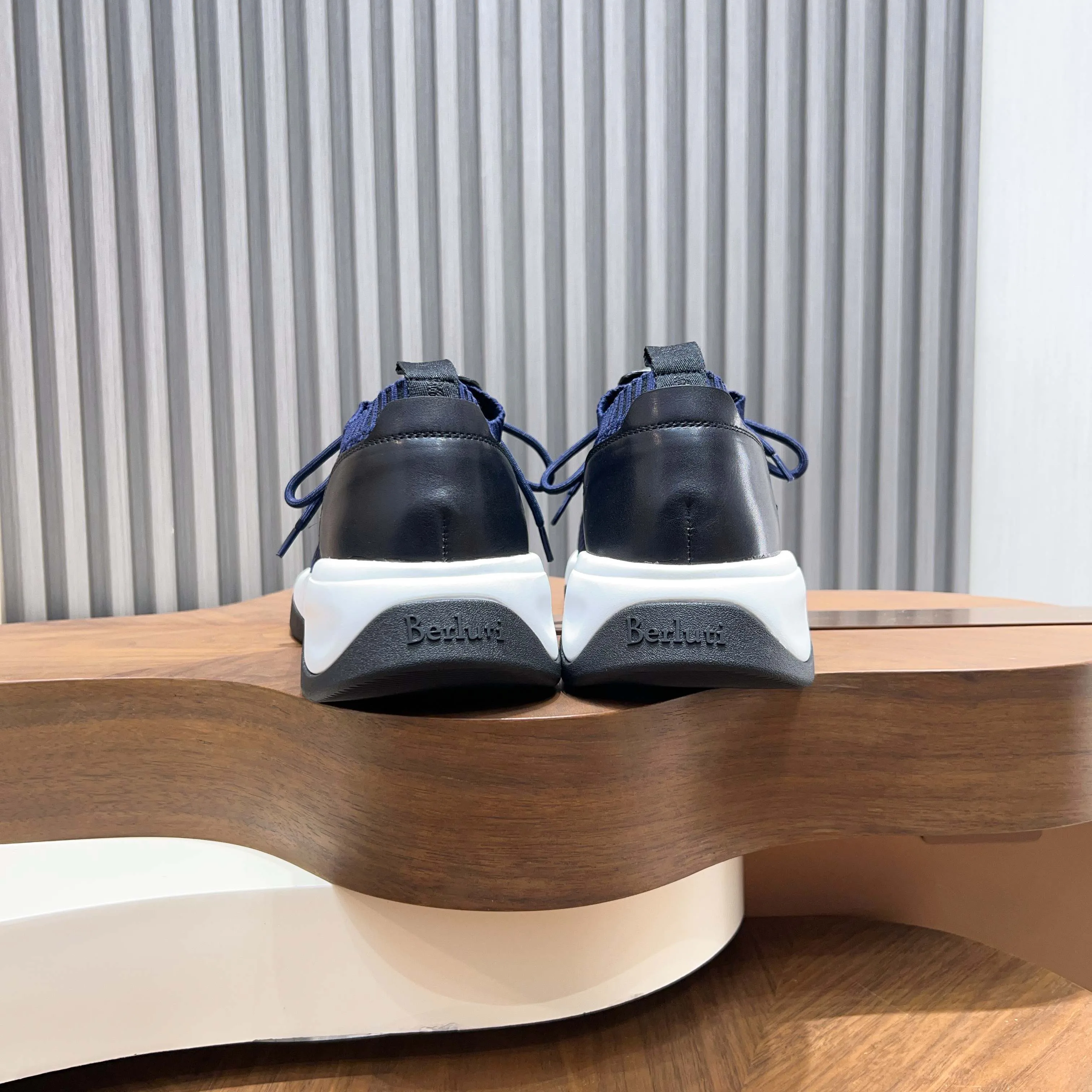 Men's Sneakers BERLUTI 18453027