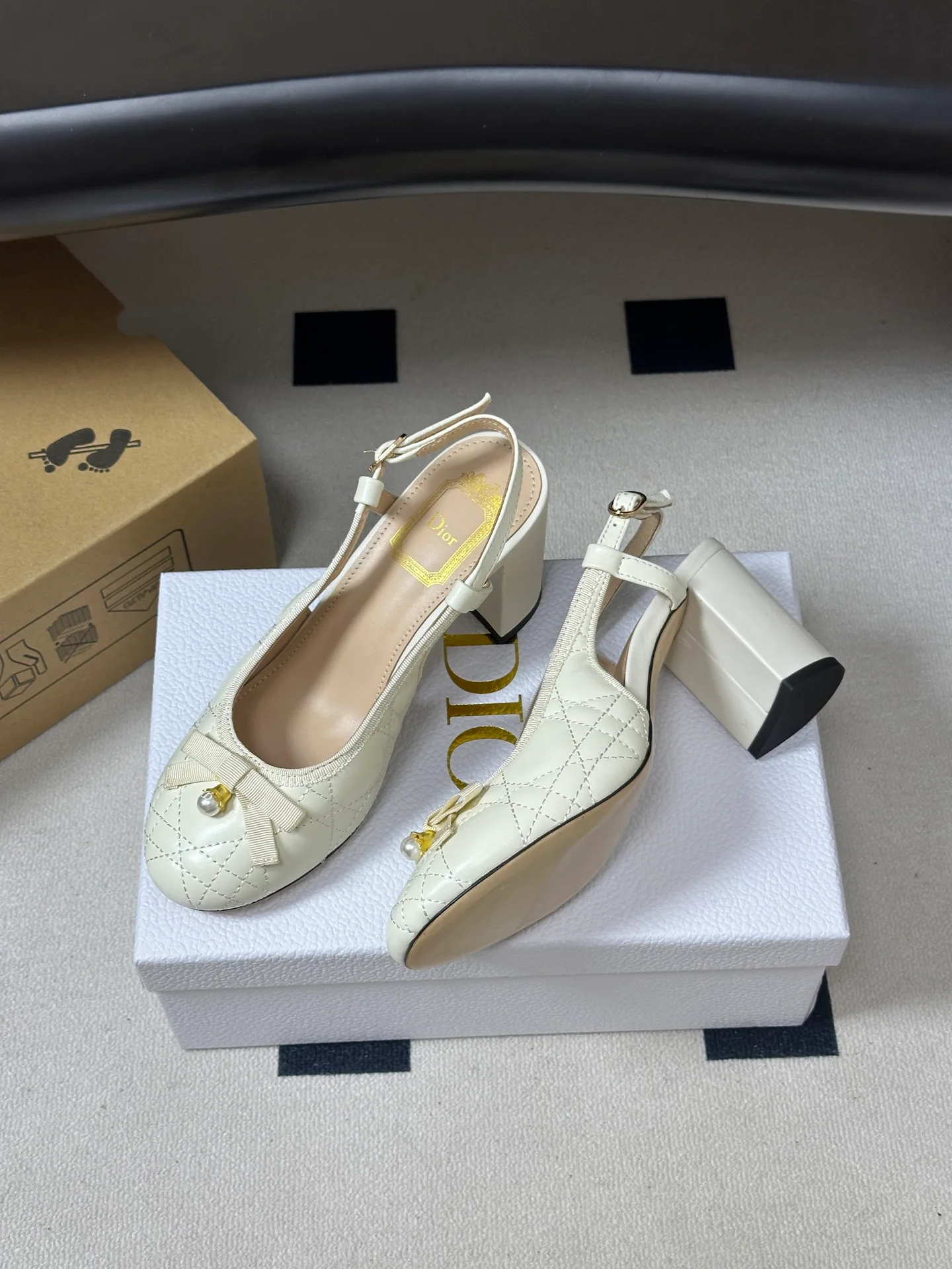 Women's Open-Toe Sandals CHRISTIAN DIOR 17939288