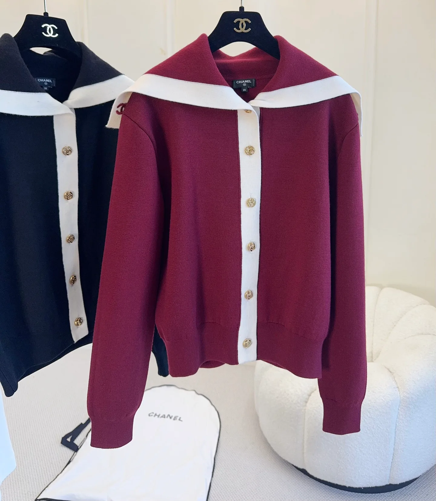Women's Jumpers And Sweaters CHANEL 17960301