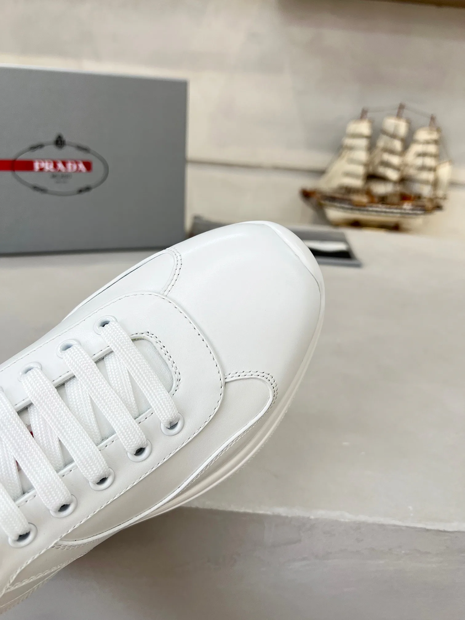 Women's Sneakers PRADA 17704052