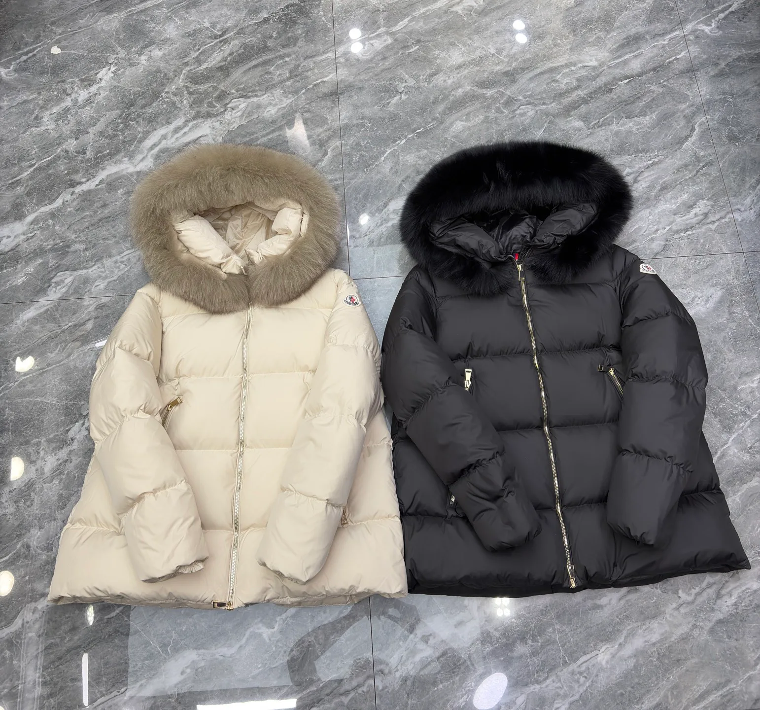 Women's Jackets And Down Jackets MONCLER 17830623
