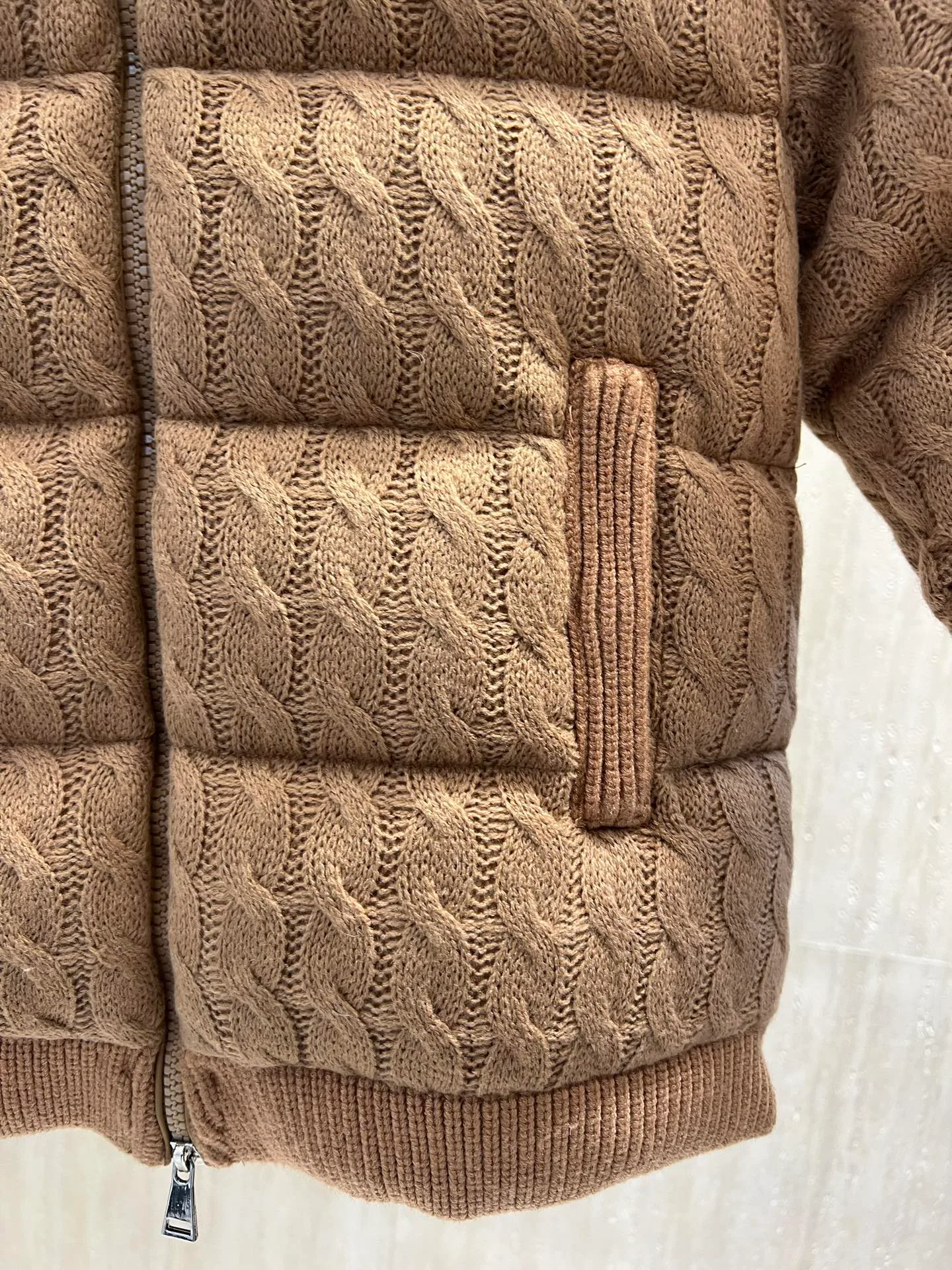 Men's Jackets And Down Jackets MONCLER 18231713