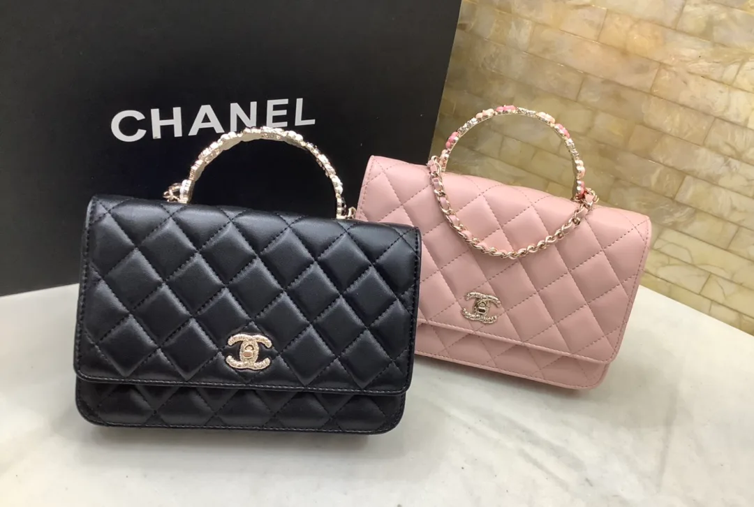 Women's Classic Handbags CHANEL 17827586