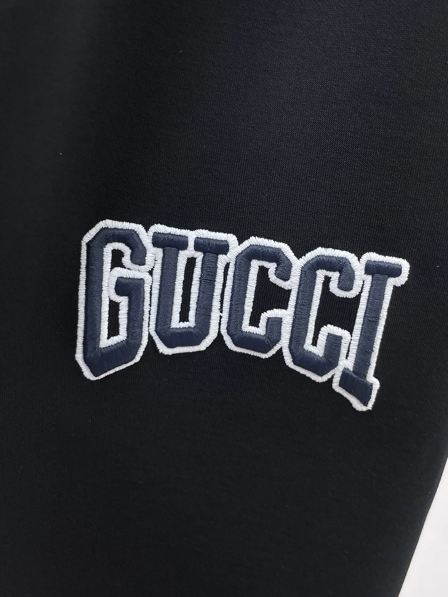 Men's Trousers GUCCI 18399321