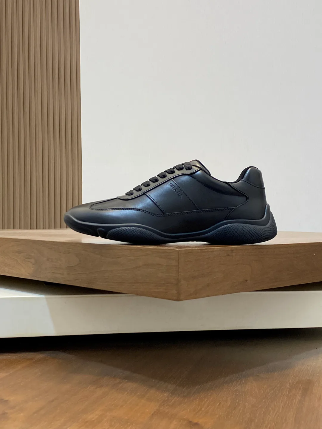 Men's Sneakers PRADA 18055216