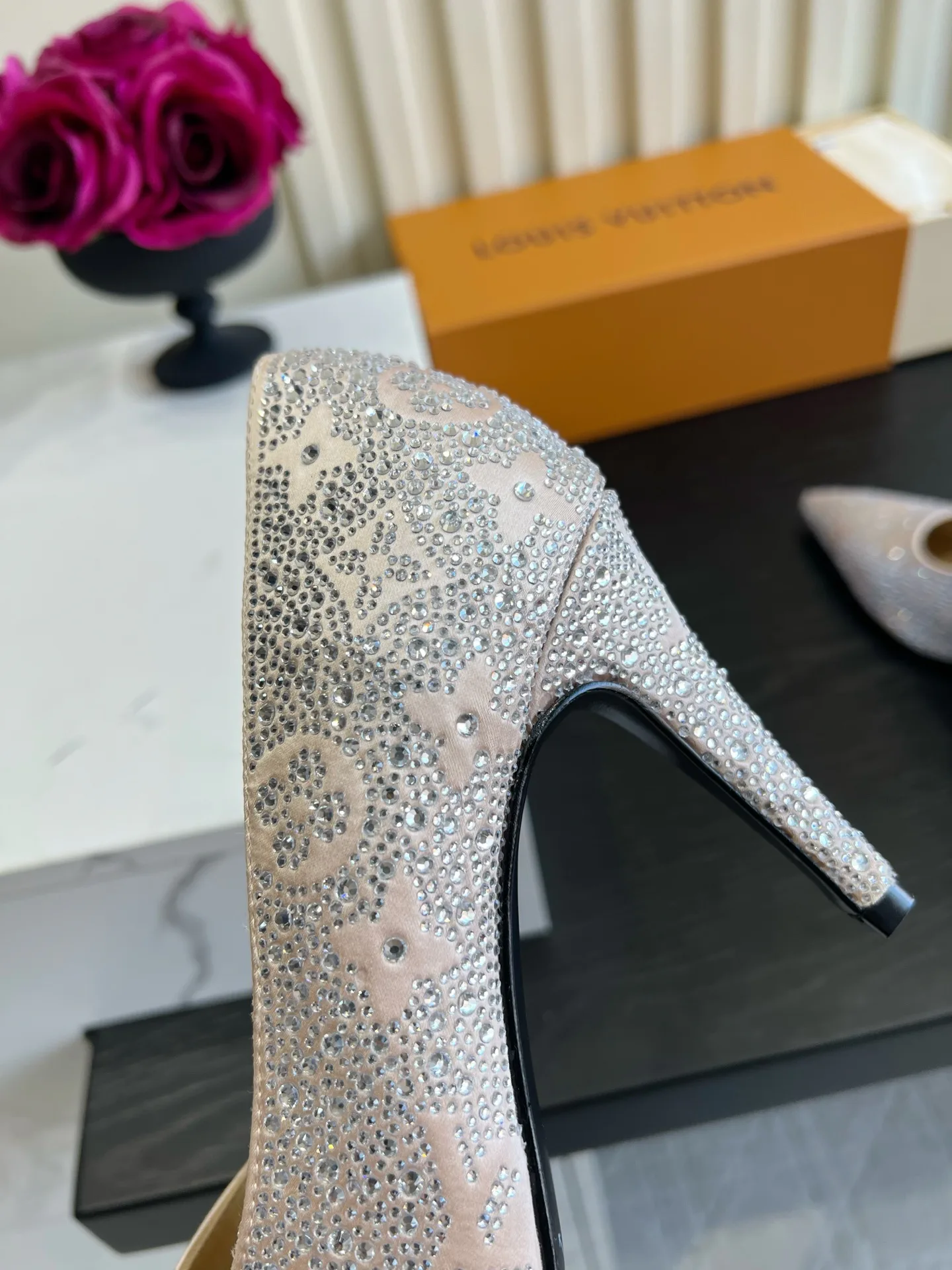 Women's Heels LOUIS VUITTON 18152246