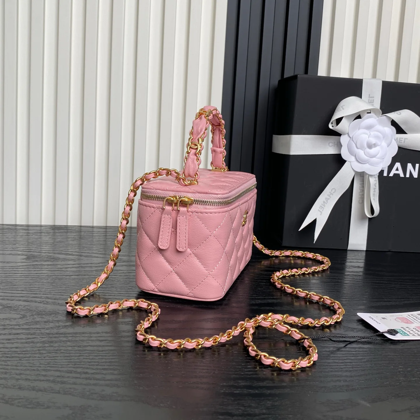 Women's Classic Handbags CHANEL 17364573