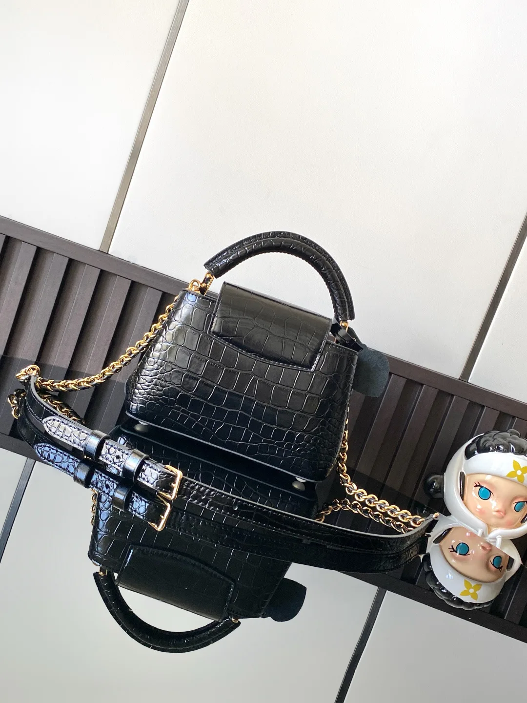 Women's Classic Handbags LOUIS VUITTON 18019350
