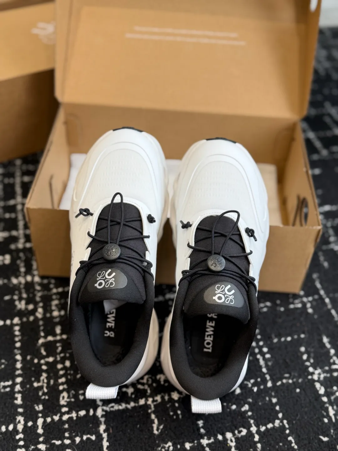 Women's Sneakers LOEWE 18139557