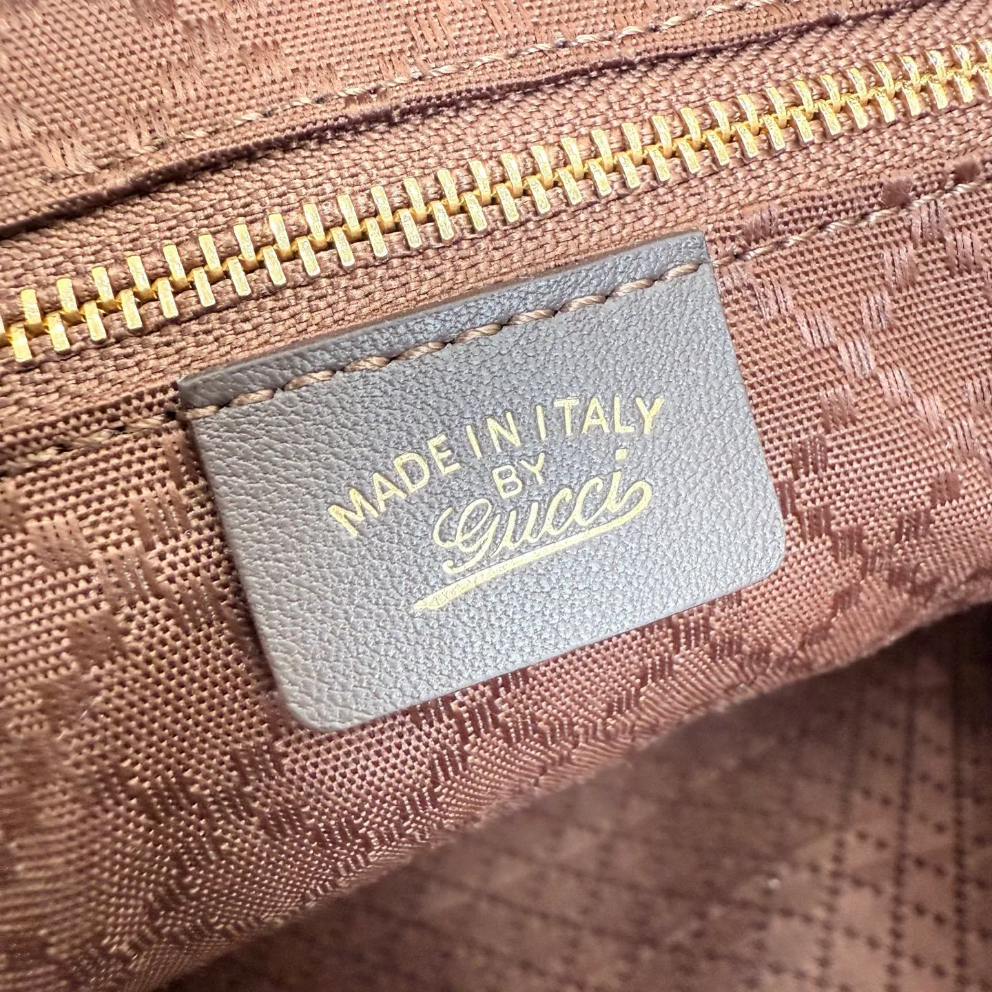 Классические Сумки Женские Gucci 18560378