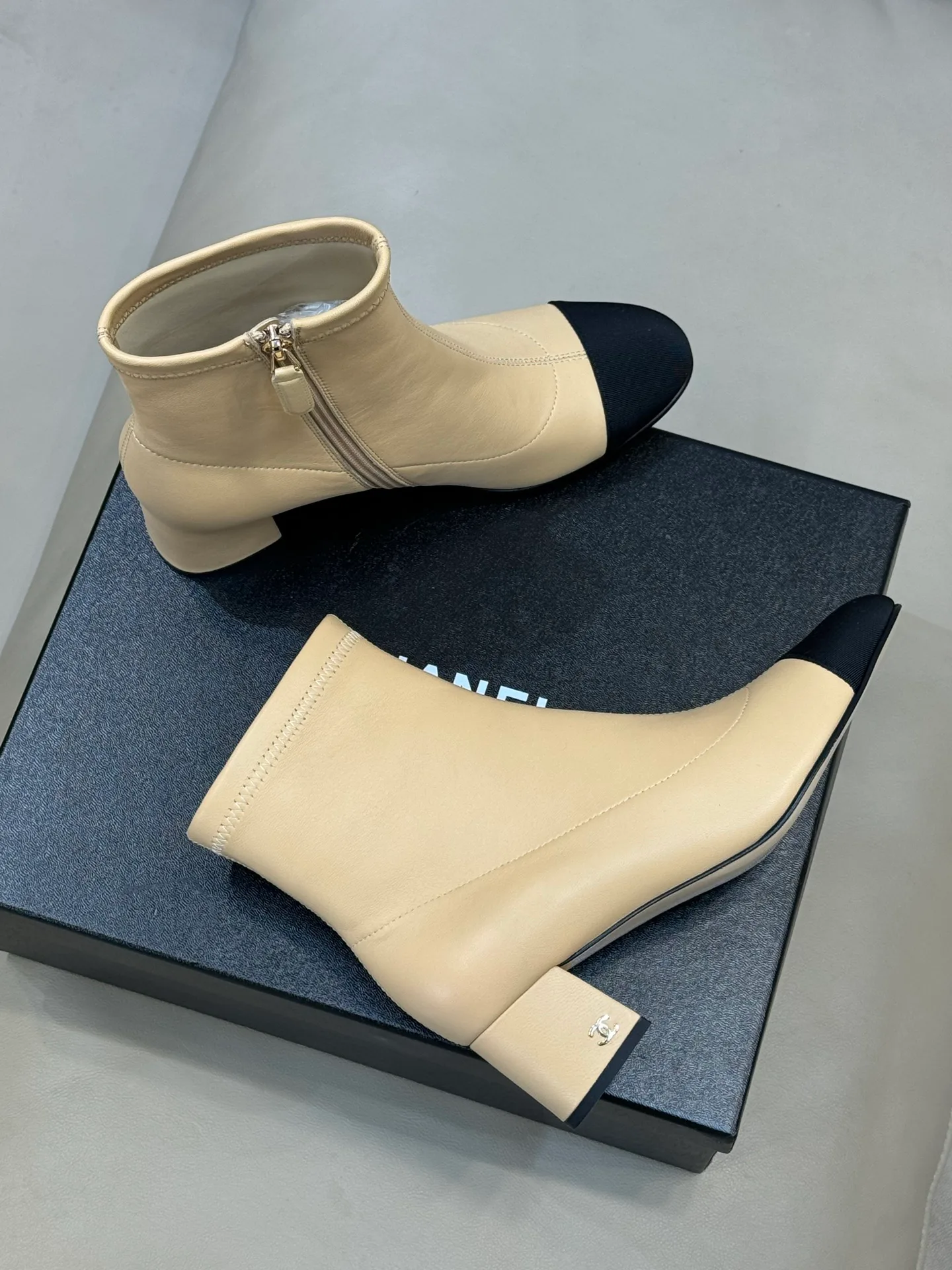 Women's Booties CHANEL 18080526