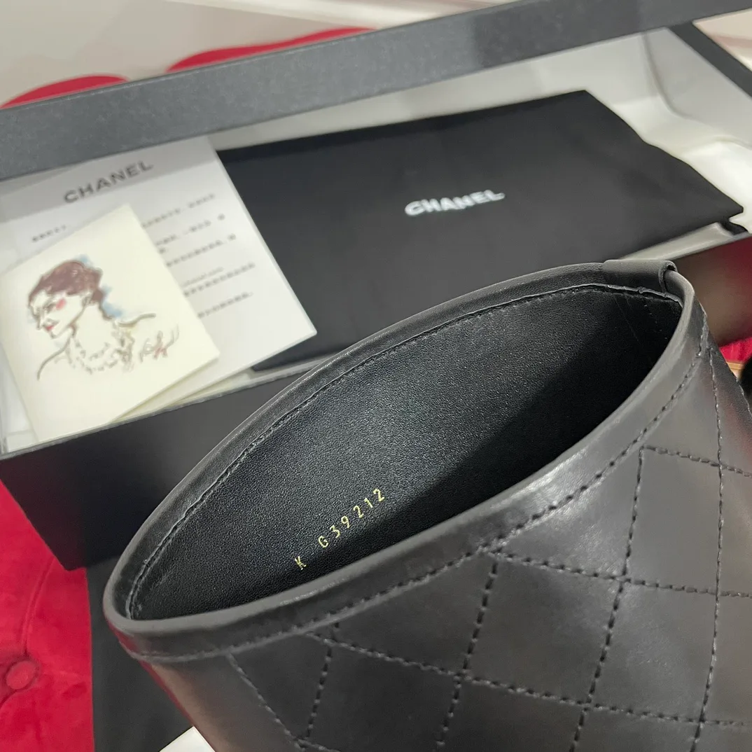 Women's Boots CHANEL 18258248