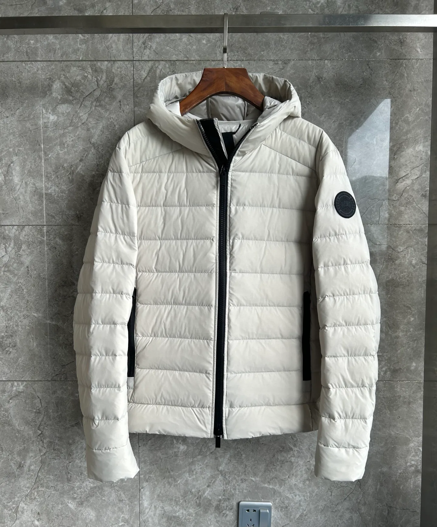 Men's Jackets And Down Jackets CANADA GOOSE 18007356